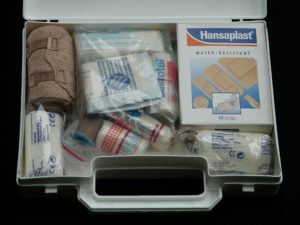 diy first aid kit